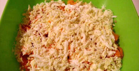 Салат с консервированной сайрой