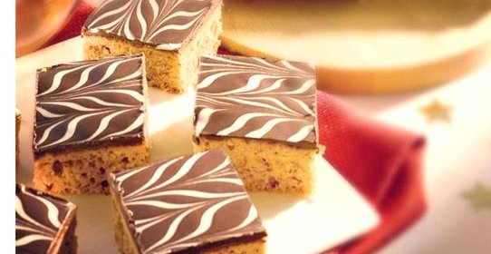 Медовые кексы с шоколадной глазурью