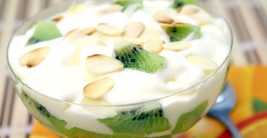 Десерт из мороженого «Киви»