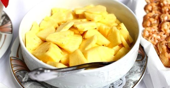 Ананасовый салат