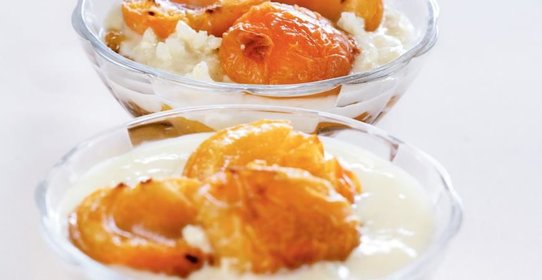 Сладкий рис с запеченными абрикосами