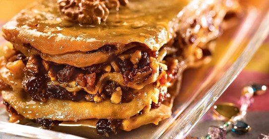 Восточное пирожное с грецкими орехами