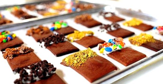 Шоколадное печенье с начинками на выбор