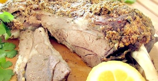 Баранья лопатка, запеченная в фольге