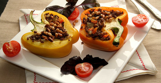 Запеченый перец с куриными сердечками