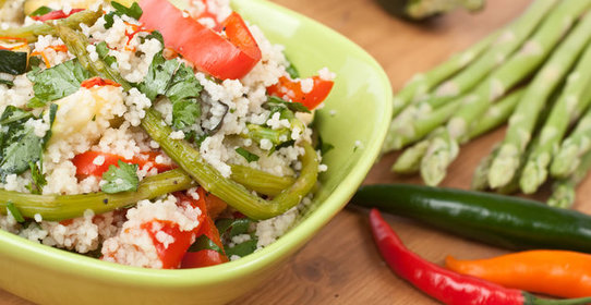 Кускус со спаржей и кабачками