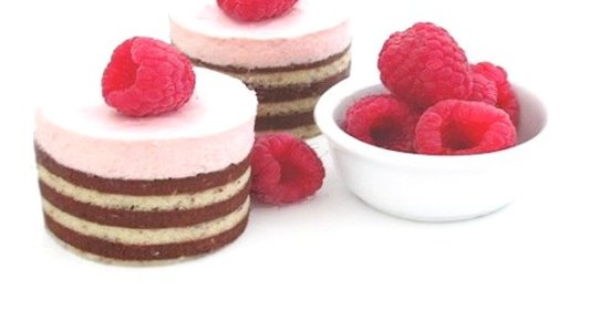 Малиновое пирожное