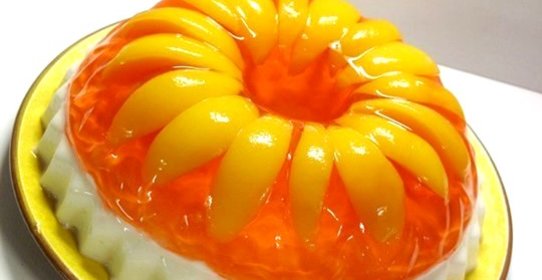 Желейный торт с фруктами