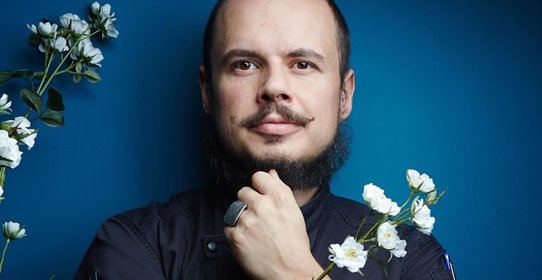 «Рафаэлло» из рикотты с кокосовым молоком от Павла Заварзина