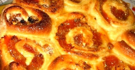 Пирог с абрикосовым вареньем