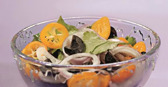 Салат из кумкватов