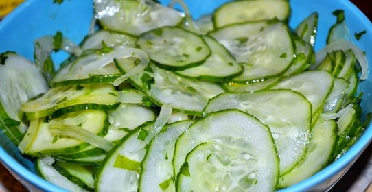 Летний зеленый салат