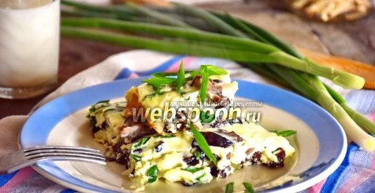 Омлет со сморчками и сельдереем