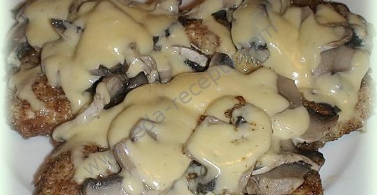 Куриные отбивные в панировочных сухарях