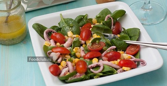 Салат с щупальцами кальмара