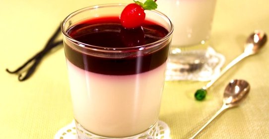 Панна котта с вишневым желе