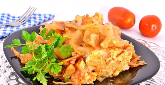 Капуста с куриным фаршем и рисом в мультиварке