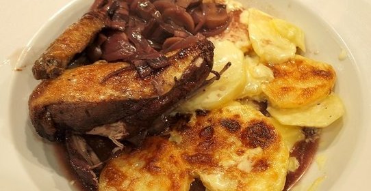 Цесарка в вине