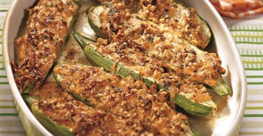 Кабачки в орехово-мятном соусе