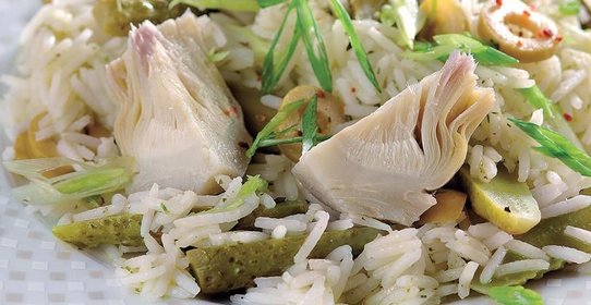 Зеленый салат с артишоками и рисом