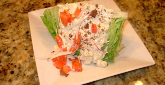 Салат из сыра с благородной плесенью