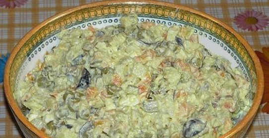 Салат Оливье с капустой