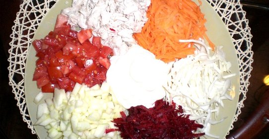 Салат Коза в огороде