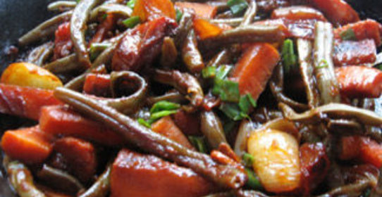 Спаржевая фасоль с овощами