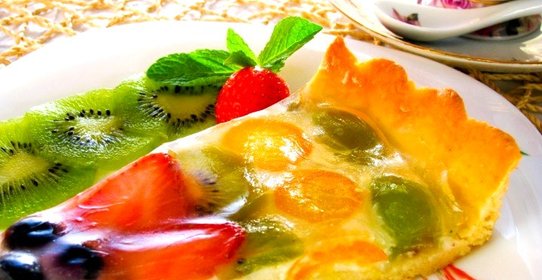 Фруктовый торт со сливочным кремом и желе