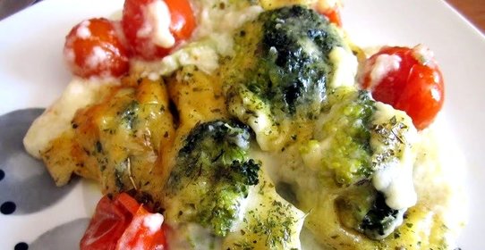 Брокколи с помидорами