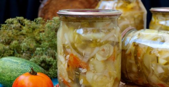 Салат из огурцов с кориандром на зиму