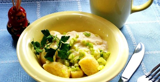 Картофельные ньокки с соусом Бешамель