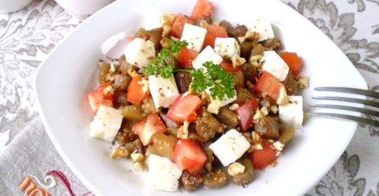 Салат из баклажанов с сыром
