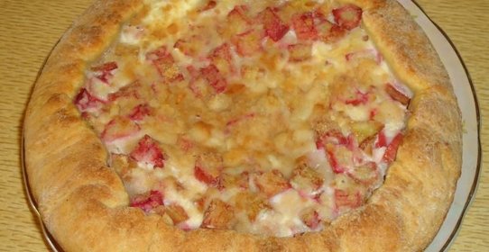 Латвийский пирог с ревенем