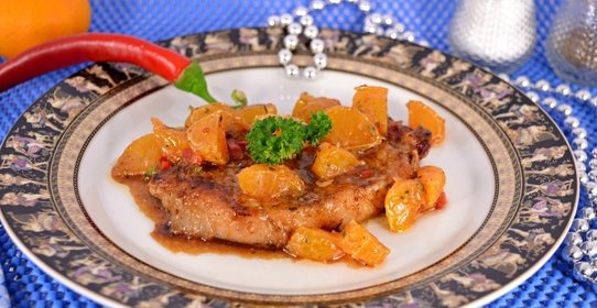 Острые свиные стейки с мандариново-медовым соусом