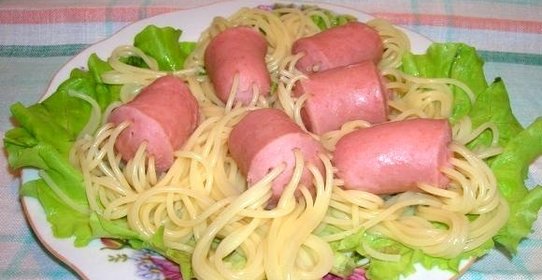 Вермишель с сосиской