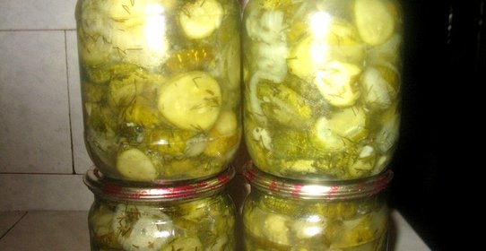 Салат из огурцов на зиму Пальчики оближешь