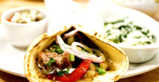 Лаваш, запеченный с начинкой