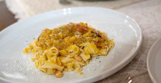 Тальятелле с соусом из мускатной тыквы