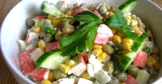 Крабовый салат рецепт классический