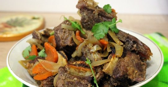 Говяжьи рёбрышки, запеченные в пакете