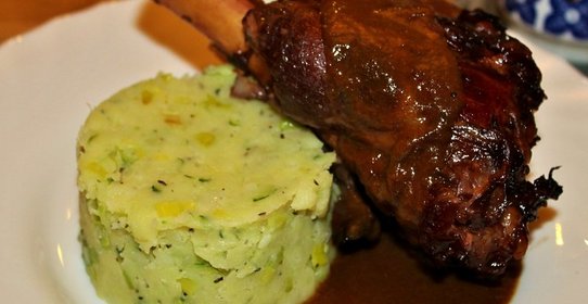 Каре ягненка на кости