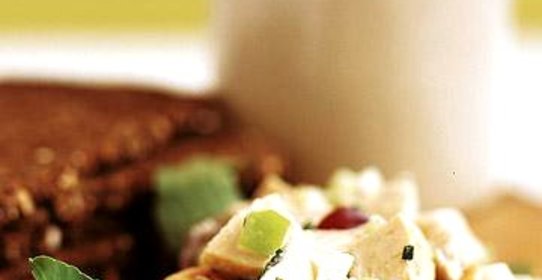 Полезный куриный салат