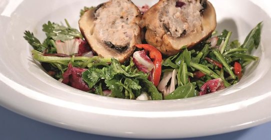 Шампиньоны, фаршированные свининой