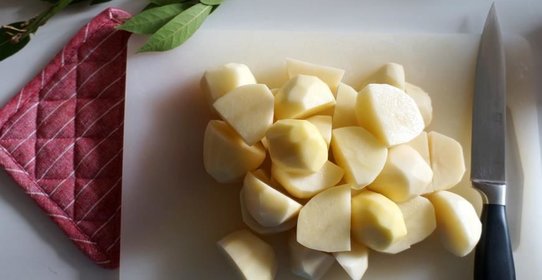 Картофель, запеченный с беконом