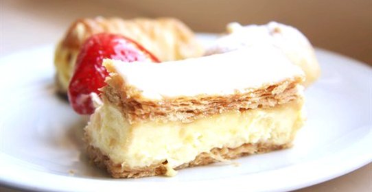 Слоеные полоски с кофейным кремом