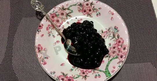 Варенье из черники с корицей