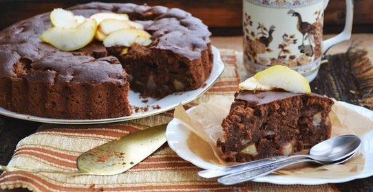 Грушевый пирог с шоколадом