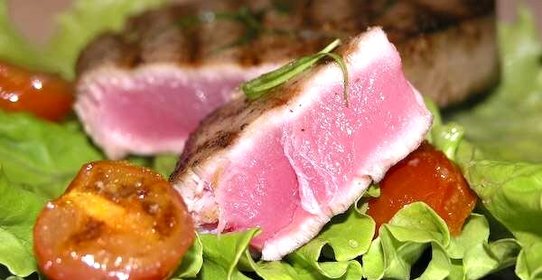 Стейк из тунца