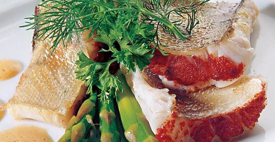 Филе судака с сабайоном и марсалой